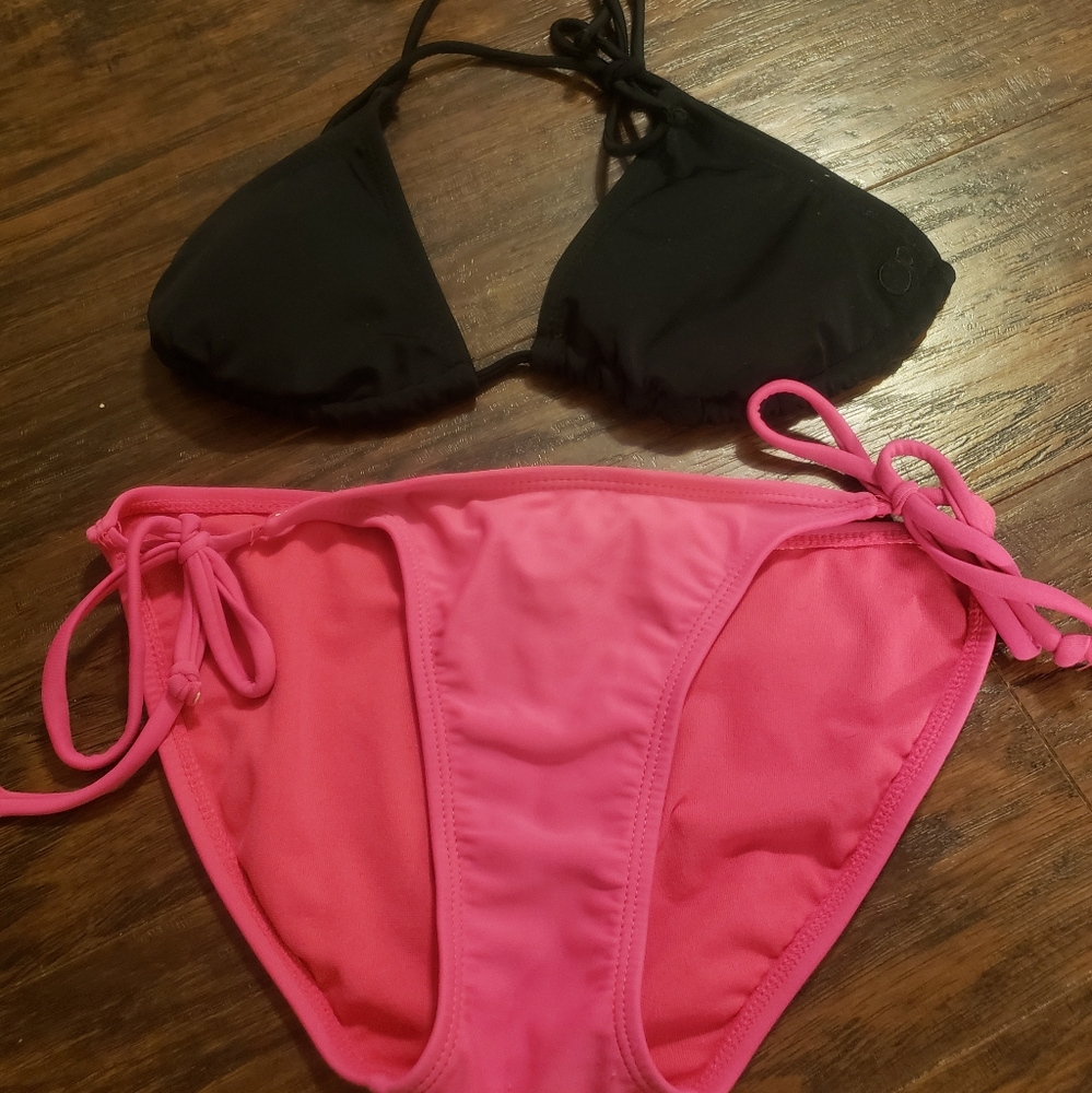 Like New Op string bikini